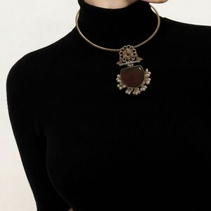 Elegant Gold and Brown Hasli Necklace